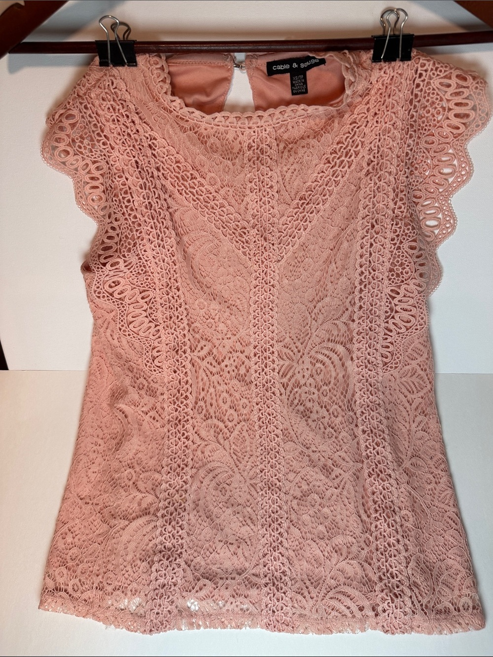 Cable & Gauge Dusty Rose Lace Flutter Sleeve Camisole